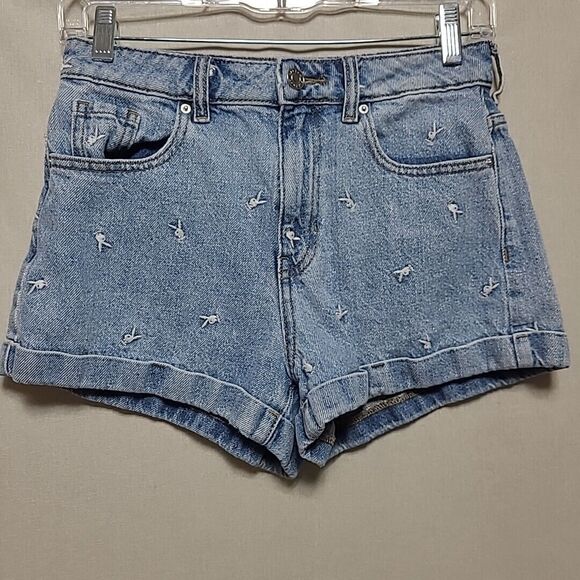 Pacsun Playboy Shorts Womens 25 Denim Distressed Hem Mom Bunny Logo Light Wash - Picture 1 of 9